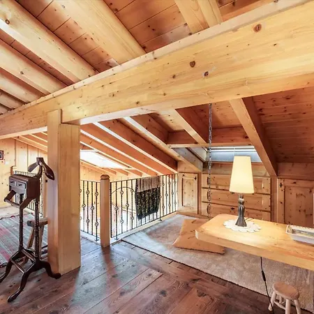 4 Bedroom Chalet Vella For Rent In *